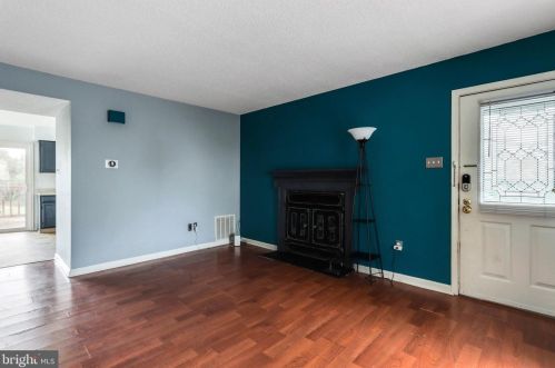 14 Mallard Ct, Charles Town WV  25414-5803 exterior