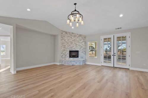 8626 Avenue, Lancaster, CA 93536-7937