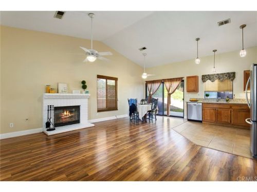 33820 Tamerron Way, Wildomar CA  92595-8330 exterior