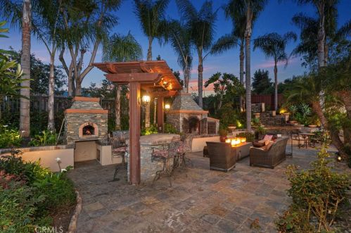 6468 Paseo Cerro, Carlsbad CA  92009-1904 exterior