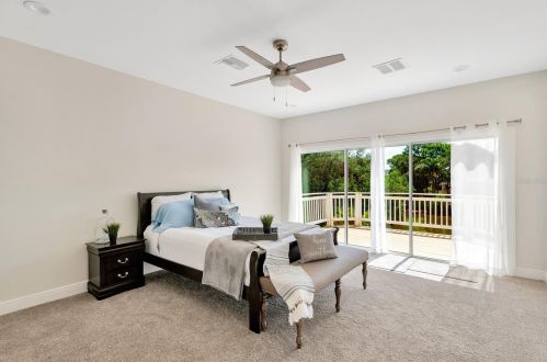 1040 Pointe Alexis Dr, Tarpon Springs FL  34689-7119 exterior