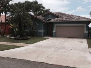 15126 161st Pl, Miami, FL 33196-6451