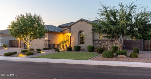 3346 Balsam Dr, Chandler, AZ 85286