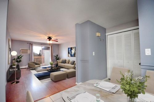 22 Carillon Dr, Rocky Hill, CT 06067-2520
