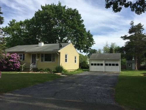 229 Blood St, Lyme, CT 06371-3509