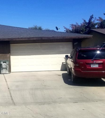 2528 Pinon Springs Cir, Bakersfield, CA 93309-4427