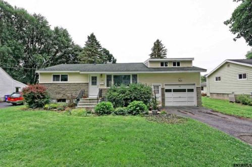 190 Sunnyside Rd, Schenectady, NY 12302-3612