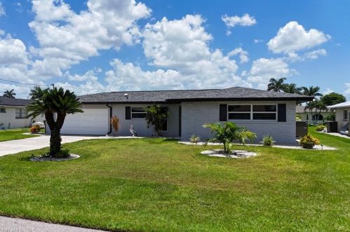 3505 16th Pl, Cape Coral, FL 33904-4460