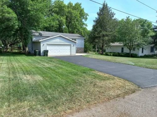 218 Char Ave, Avon, MN 56310-9558