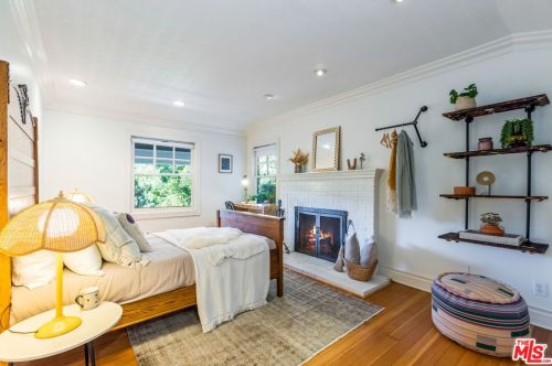1125 Old Topanga Canyon Rd, Topanga CA  90290-3825 exterior