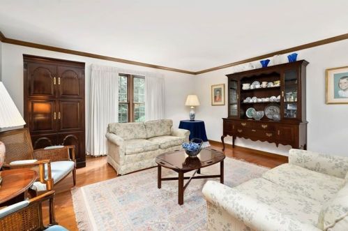 104 Saybrook Hbr, Bradfordwoods, PA 15015-1318