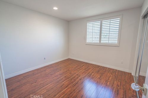 28342 Lorita Ln, Santa Clarita CA  91350-3211 exterior