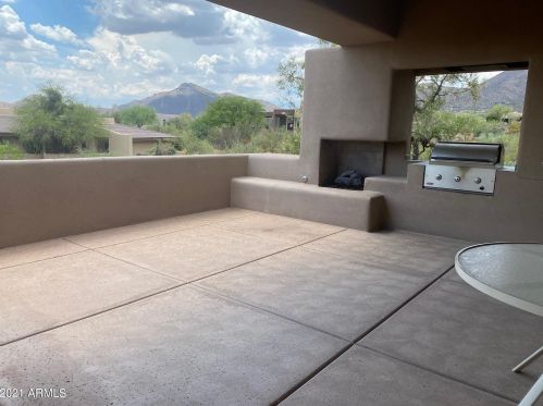 10610 Tamarisk Way, Scottsdale, AZ 85262-3227