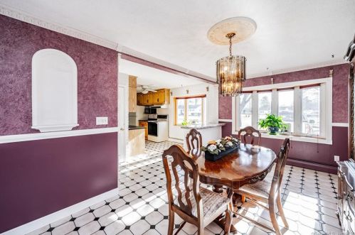 228 Grn Mnr Ter, Windsor Locks CT 06096-2737 exterior