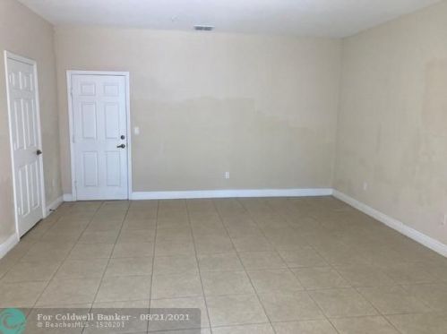 11960 27th Ct, Hollywood FL  33025-0782 exterior