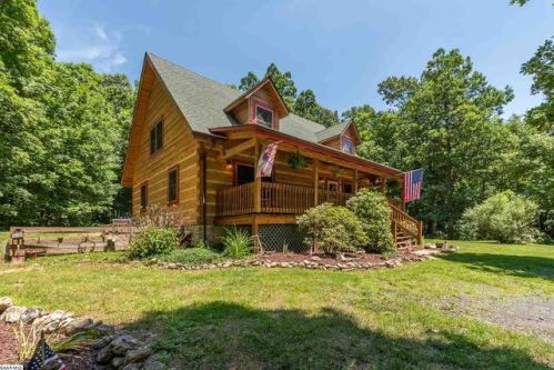108 Walking Horse Ln, Churchville, VA 24421-2340