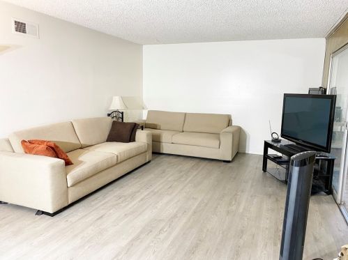 1236 California Ave, West Covina, CA 91790-4040