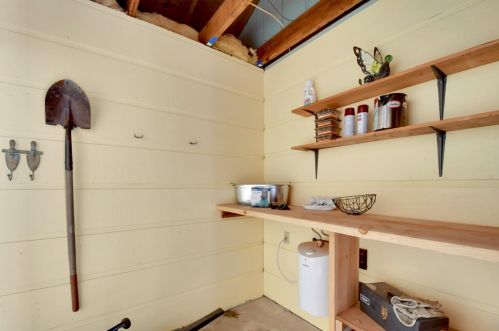 18883 Hummingbird Dr, Lake Wildwood CA  95946-9694 exterior