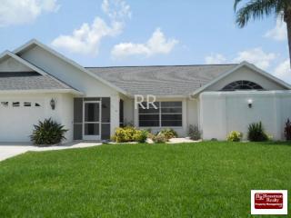 2110 14th Ter, Cape Coral FL  33990-1925 exterior