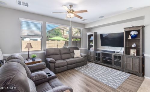 21404 Roundup Way, Queen Creek AZ  85142-3288 exterior