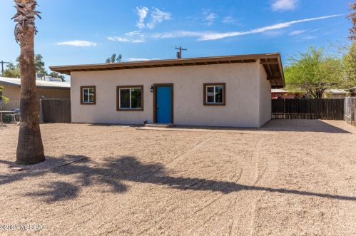 2034 Silvosa St, Tucson, AZ 85713-3855