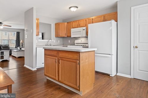 21 Boggs Ln, Bear, DE 19701-3084