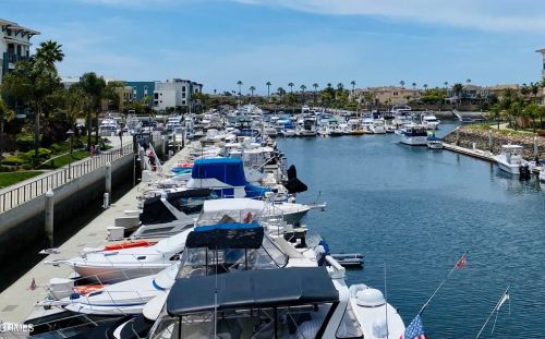 4157 Hemlock St, Oxnard CA  93035-1441 exterior