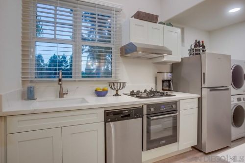 3106 Circa De Tierra, Encinitas CA  92024-6905 exterior