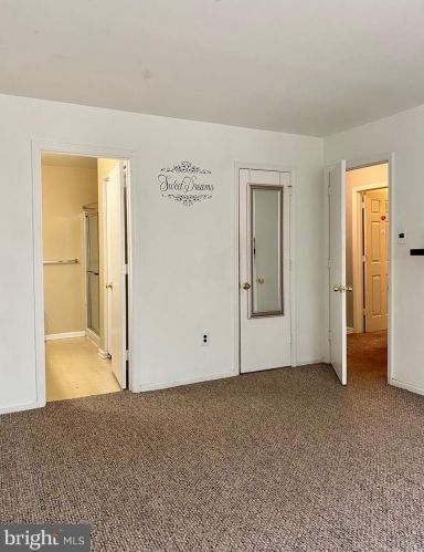 224 Stone Hurst Ct, New Castle DE  19720-3947 exterior