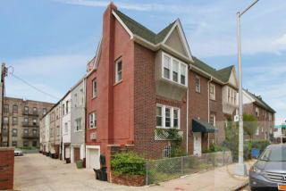 340 97th St, Brooklyn, NY 11209-7850