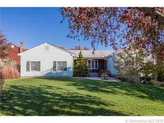 55 Patriot Ln, Hartford CT  06111-4422 exterior