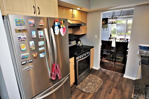 101 Van Liew Ct, East Brunswick NJ  08816-5695 exterior