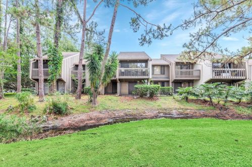 5308 Pebble Beach Dr, Orlando, FL 32811-3726