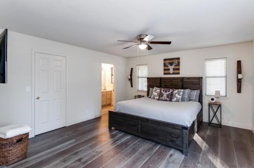 19338 James Cir, Groveland CA  95321-9553 exterior
