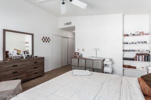 8845 Apple Tree Dr, Tucson AZ  85730-4660 exterior