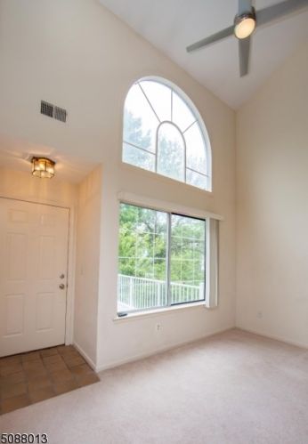 88 Ashley Ct, Bedminster, NJ 07921-1441