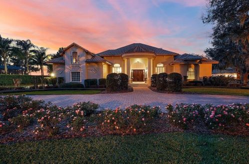 1710 Peninsula Dr, Tavares, FL 32778-5503