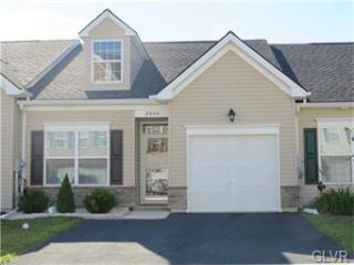 2034 Huntington Ln, Easton, PA 18040-8482