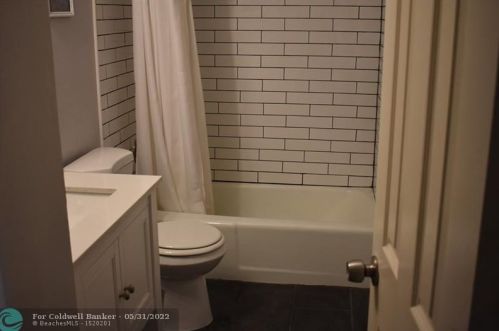 11320 14 Ct, Hollywood FL 33020-2518 exterior