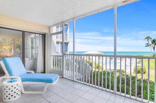 8840 Sea Oaks Way, Vero Beach, FL 32963-4026