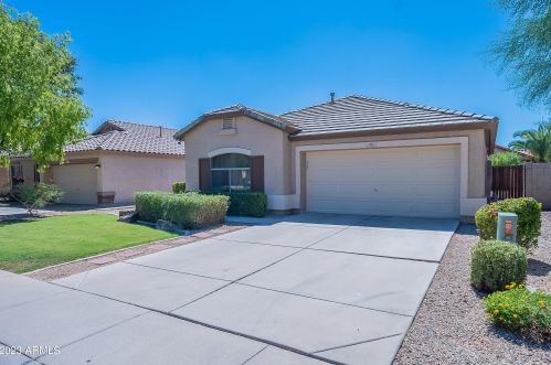 1715 Loma Vista St, Gilbert, AZ 85295-5017