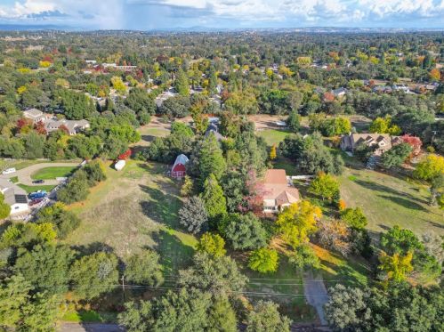 7600 Larkspur Ln, Citrus Heights, CA 95662-2330