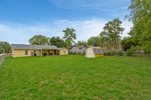 9000 Rowland Dr, Fort Worth, TX 76108-2229