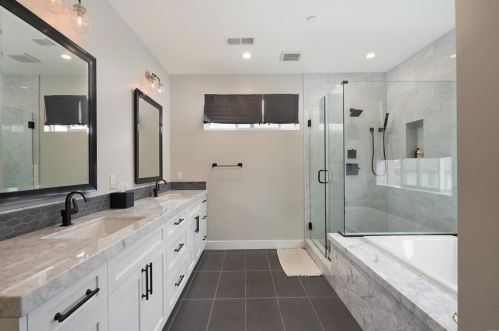 134 Jason St, Encinitas CA  92024-1447 exterior