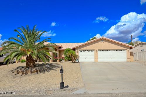 2355 Regatta Dr, Lake Havasu City, AZ 86404-2039