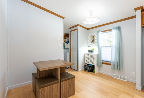 16 Saddle Back Cir, Ellsworth NH  03223-4748 exterior