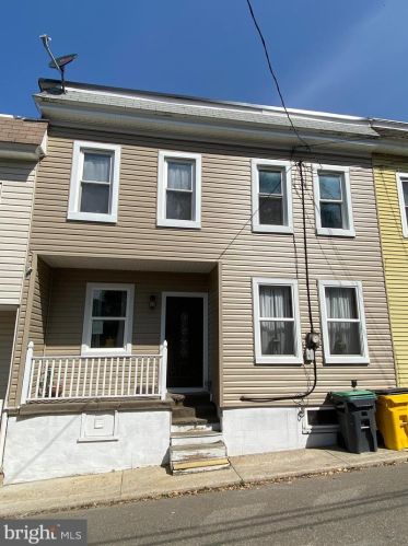 5 Becker St, Schuylkill Haven, PA 17972-1203