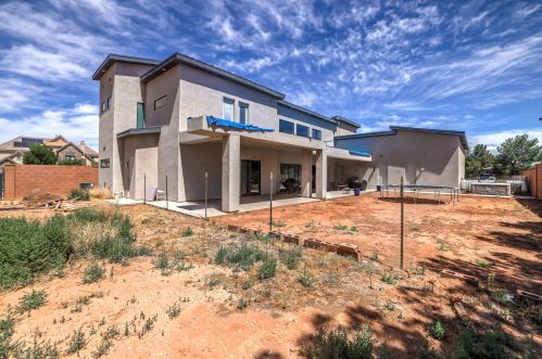 3821 Sugar Leo Rd, Saint George UT 84790-7939 exterior