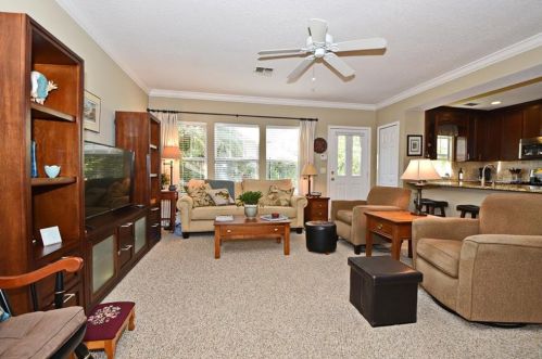 1021 Nash Dr, Kissimmee FL 34747-4310 exterior