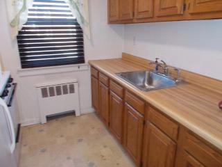 7809 226th St, Flushing NY  11364-3624 exterior